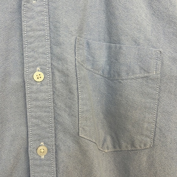 American Eagle Blue Short Sleeve Button Down - Picture 3 of 4